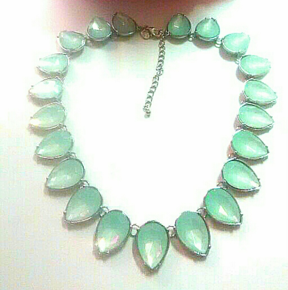 💗 New Mint Statement Necklace 💗